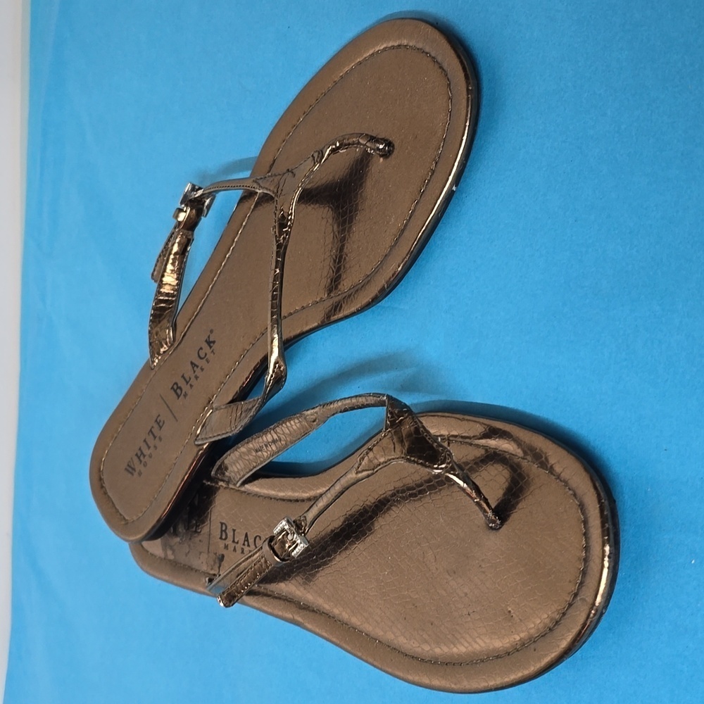 White House Black Market Baja Flip Flops Thong Sandals Size 9